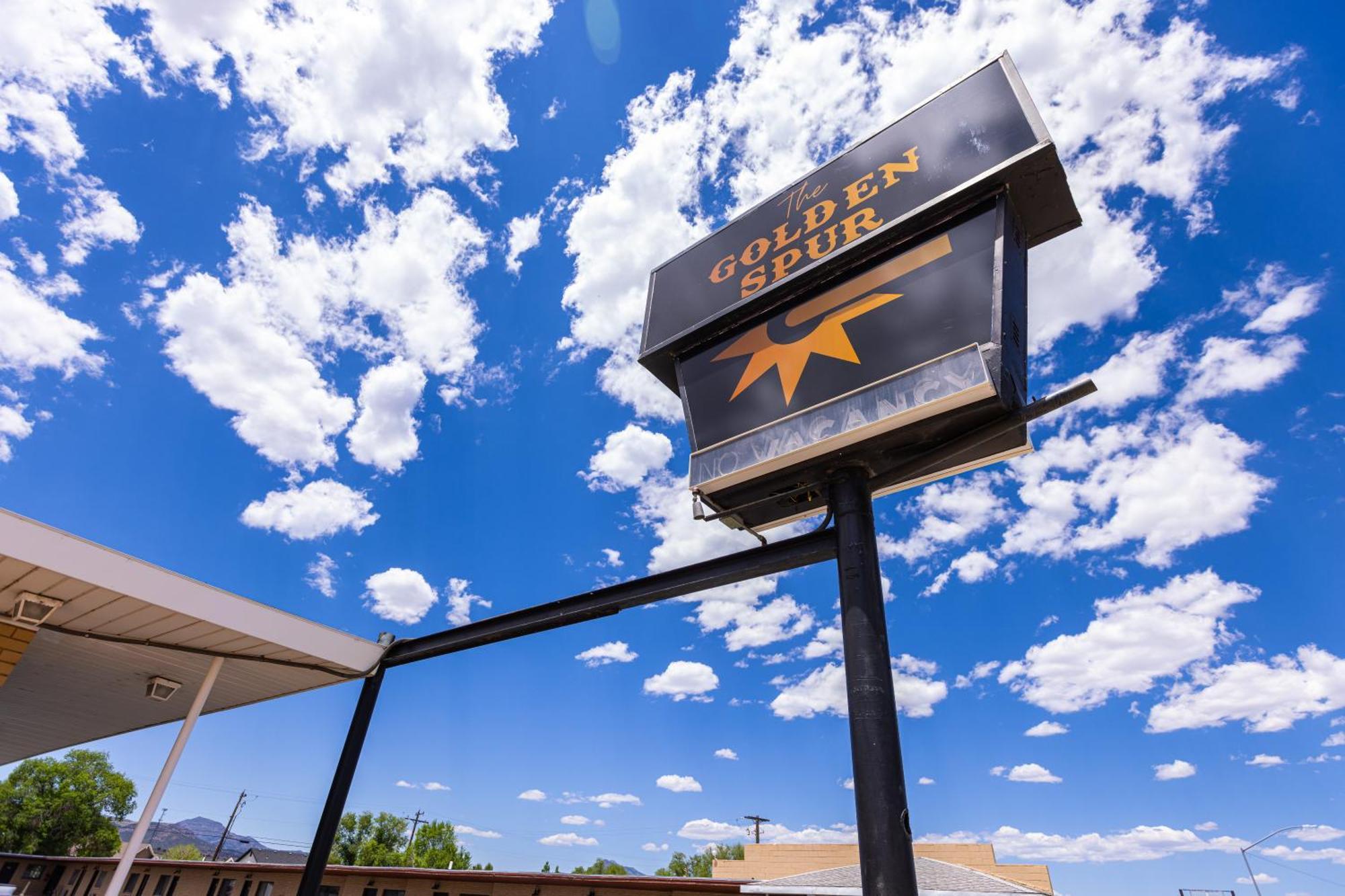 The Golden Spur Hotel Panguitch Exterior photo